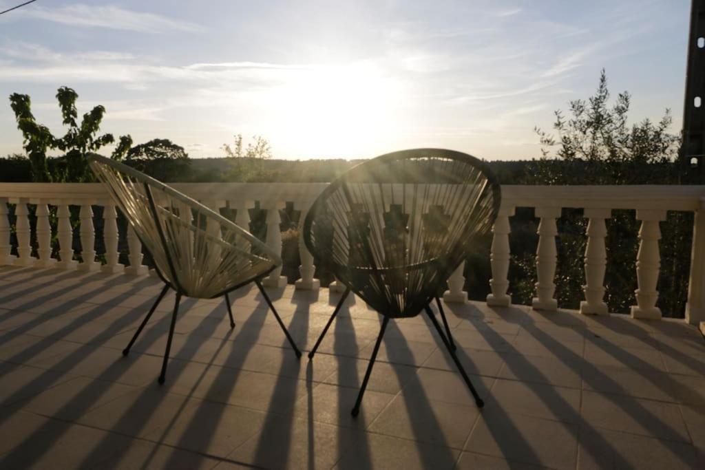 Villa Mendes Oliva 阿尔梅达 外观 照片