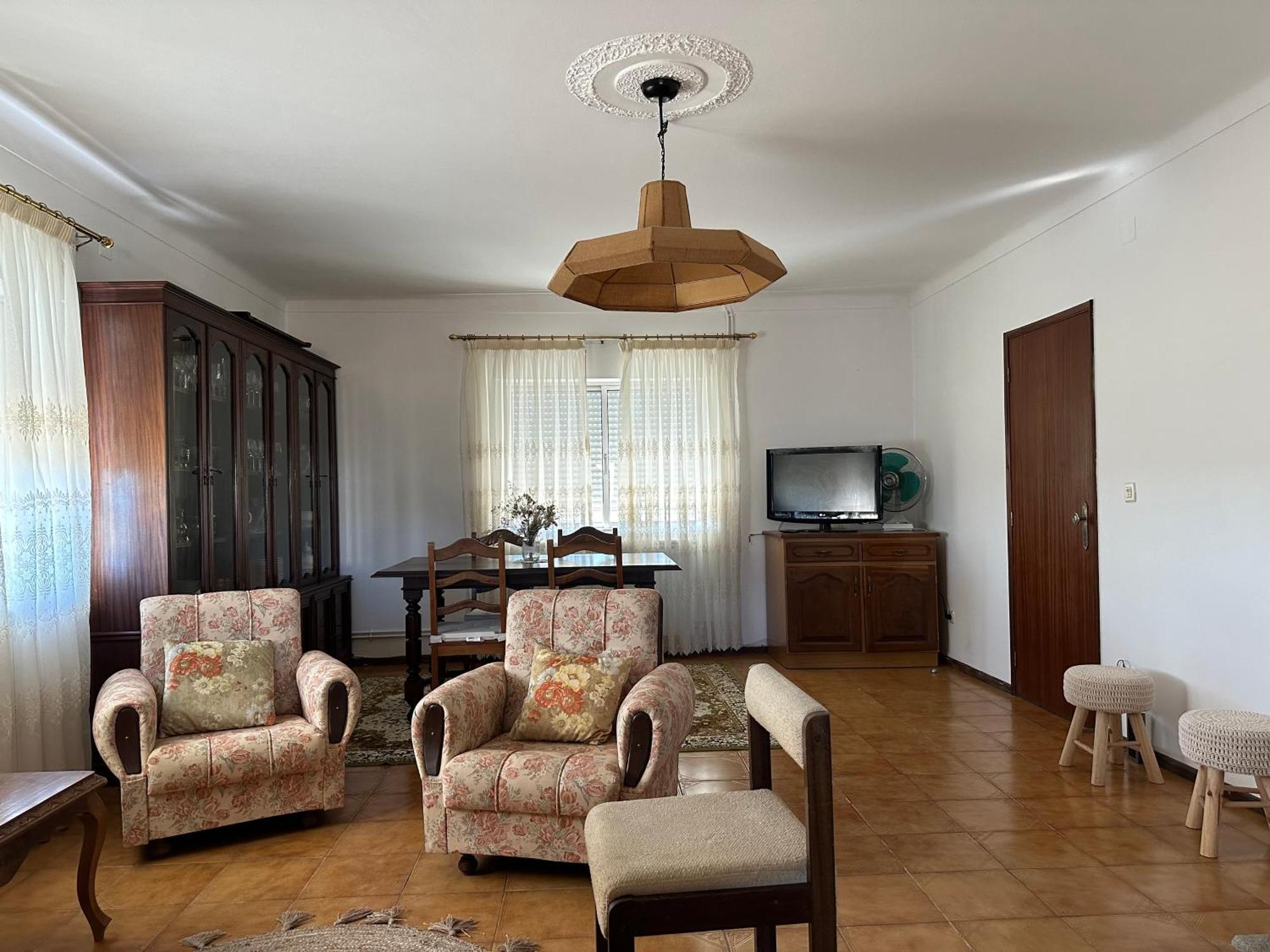 Villa Mendes Oliva 阿尔梅达 外观 照片